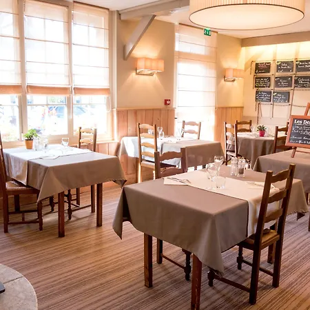 Logis Restaurant Du Valburgeois Hotel