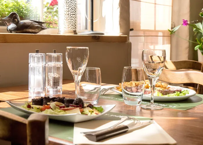 Logis Du Valburgeois Sainte-Gauburge-Sainte-Colombe